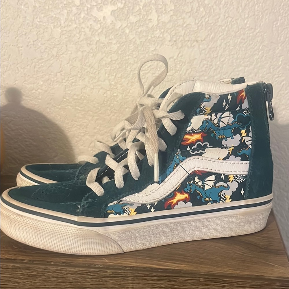 Kids 13.5 VANS dragon high top sneakers